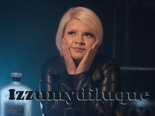 Izzumydiluque