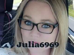 Julia6969