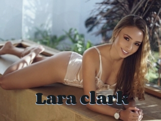 Lara_clark