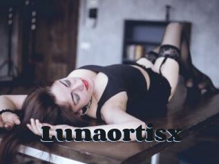 Lunaortisx