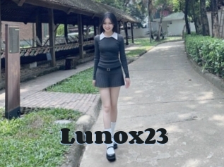 Lunox23