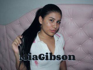 Mia_Gibson