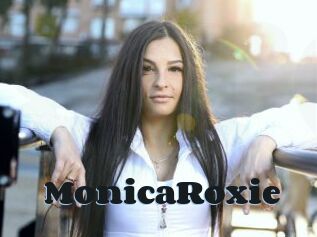 MonicaRoxie