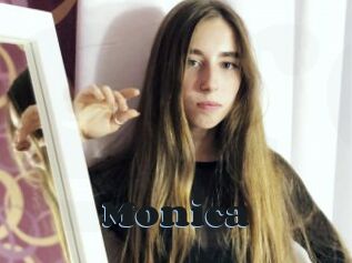 Monica_