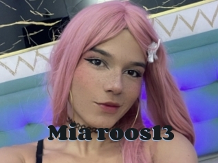Mia_roos13