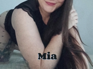 Mia