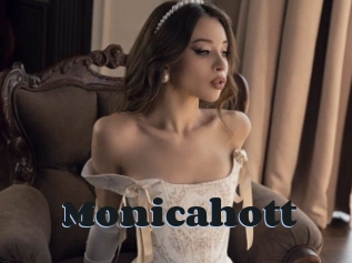 Monicahott