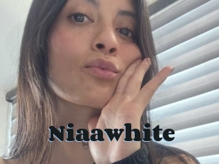 Niaawhite