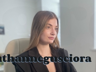 Ruthannegusciora
