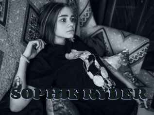 SOPHIE_RYDER