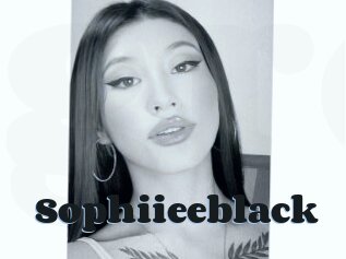 Sophiieeblack